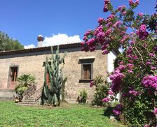 Italy Sicily Randazzo vacation rental compare prices direct by owner 6756448