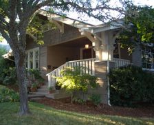 United States Oregon Ashland vacation rental compare prices direct by owner 120537