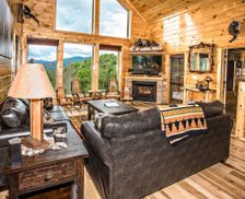 United States Tennessee Gatlinburg vacation rental compare prices direct by owner 215267