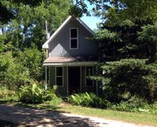 United States Michigan Bellaire vacation rental compare prices direct by owner 1129405