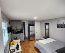 United States New York Queens vacation rental compare prices direct by owner 29689527