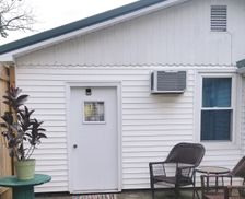 United States Illinois Fairfield vacation rental compare prices direct by owner 7573752