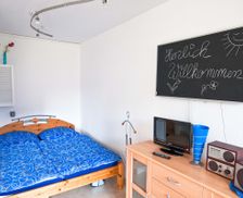 Germany Tempelhof Berlin vacation rental compare prices direct by owner 5162178