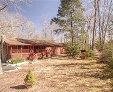 United States North Carolina Old Fort vacation rental compare prices direct by owner 11642126