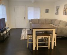 United States California Miranda vacation rental compare prices direct by owner 1415282