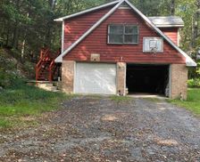 United States New York Wurtsboro vacation rental compare prices direct by owner 11822982