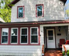 United States New York Tonawanda vacation rental compare prices direct by owner 27357010