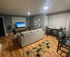 United States New York Albany vacation rental compare prices direct by owner 11749476