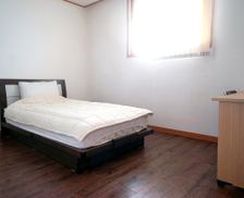 South Korea Jeollabuk-do Okseo-myeon, Gunsan-si vacation rental compare prices direct by owner 8645327