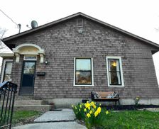 United States Iowa Iowa City vacation rental compare prices direct by owner 230377