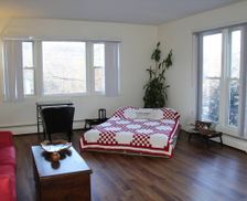 United States New York Pleasantville vacation rental compare prices direct by owner 1346194