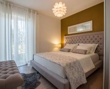 Croatia Split-Dalmatia County Stobreč vacation rental compare prices direct by owner 5318419