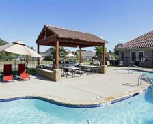 United States Texas Texarkana vacation rental compare prices direct by owner 2440601