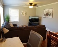 United States Illinois Peoria vacation rental compare prices direct by owner 402296