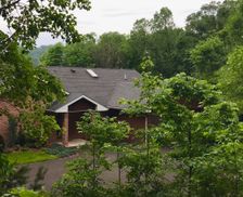 United States West Virginia Berkeley Springs vacation rental compare prices direct by owner 302201