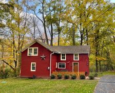 United States New York Amenia vacation rental compare prices direct by owner 12266615