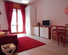 Italy Lombardia Milano vacation rental compare prices direct by owner 4639921