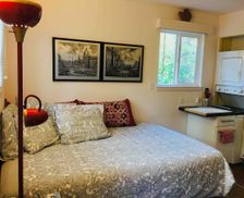 United States Maryland Garrett Park vacation rental compare prices direct by owner 569726