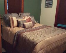 United States Indiana Evansville vacation rental compare prices direct by owner 662195