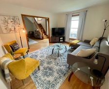 United States New York Fairport vacation rental compare prices direct by owner 9942248