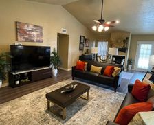 United States Arkansas Pine Bluff vacation rental compare prices direct by owner 9760385