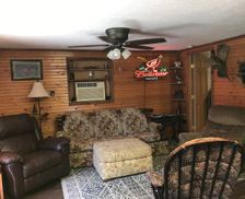 United States Missouri Golden vacation rental compare prices direct by owner 408773