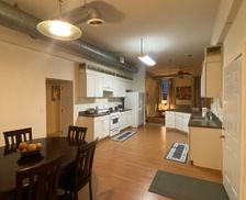 United States Pennsylvania Kittanning vacation rental compare prices direct by owner 24870909