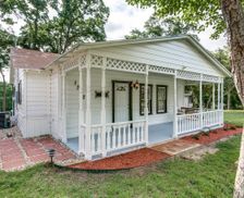 United States Texas Grapevine vacation rental compare prices direct by owner 202435
