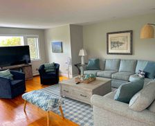 United States Rhode Island New Shoreham vacation rental compare prices direct by owner 381934