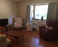 United States New Jersey Oakland vacation rental compare prices direct by owner 2113993