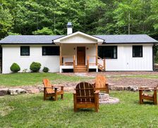 United States North Carolina Cedar Mountain vacation rental compare prices direct by owner 23597501