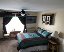 United States New Mexico Cimarron vacation rental compare prices direct by owner 525158