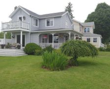 United States New York Sodus Point vacation rental compare prices direct by owner 336535