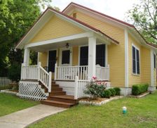 United States Texas Shiner vacation rental compare prices direct by owner 11590066