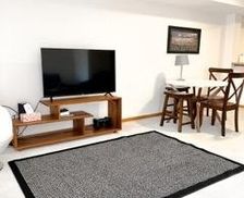 United States Iowa Iowa City vacation rental compare prices direct by owner 11456174