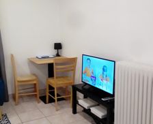 France Île-de-France Clamart vacation rental compare prices direct by owner 33421904