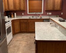United States Montana Dupuyer vacation rental compare prices direct by owner 11461718