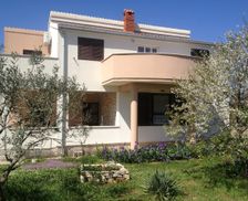 Croatia Split-Dalmatia County Gornje Selo vacation rental compare prices direct by owner 15386560