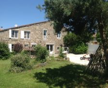 France Auvergne-Rhône-Alpes Saint-Victor-Malescours vacation rental compare prices direct by owner 6327768