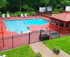 United States New York Stormville vacation rental compare prices direct by owner 1411455