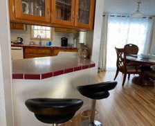 United States New York Oswego vacation rental compare prices direct by owner 25859612