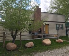 United States Wyoming Saratoga vacation rental compare prices direct by owner 1133332