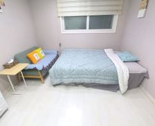 South Korea Seoul Mapo-gu vacation rental compare prices direct by owner 6131298