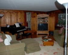 United States New York Hopewell Junction vacation rental compare prices direct by owner 920715