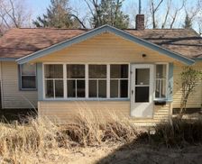 United States Michigan Muskegon vacation rental compare prices direct by owner 171994