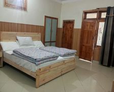 Pakistan Khyber Pakhtunkhwa Nathia Gali vacation rental compare prices direct by owner 28514621