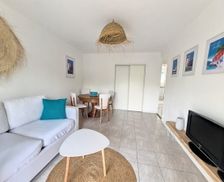 France Provence-Alpes-Côte d'Azur Toulon vacation rental compare prices direct by owner 28468496