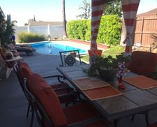 United States California Fontana vacation rental compare prices direct by owner 364251