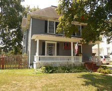 United States Illinois Champaign vacation rental compare prices direct by owner 525388