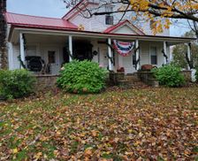 United States New York Baldwinsville vacation rental compare prices direct by owner 32253047